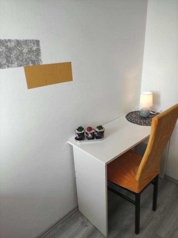 Apartman Iris S Terasom Риека Экстерьер фото