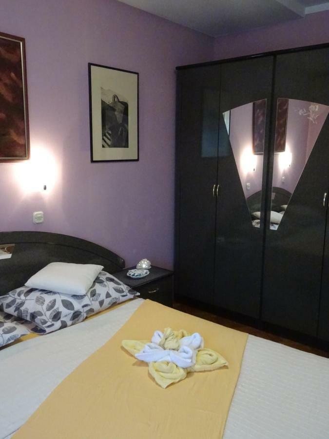 Apartman Iris S Terasom Риека Экстерьер фото